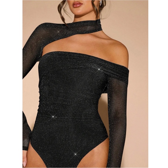 Black Glitter Lurex Asymmetrical Long Sleeve Slim Bodysuit - Picture 4 of 9